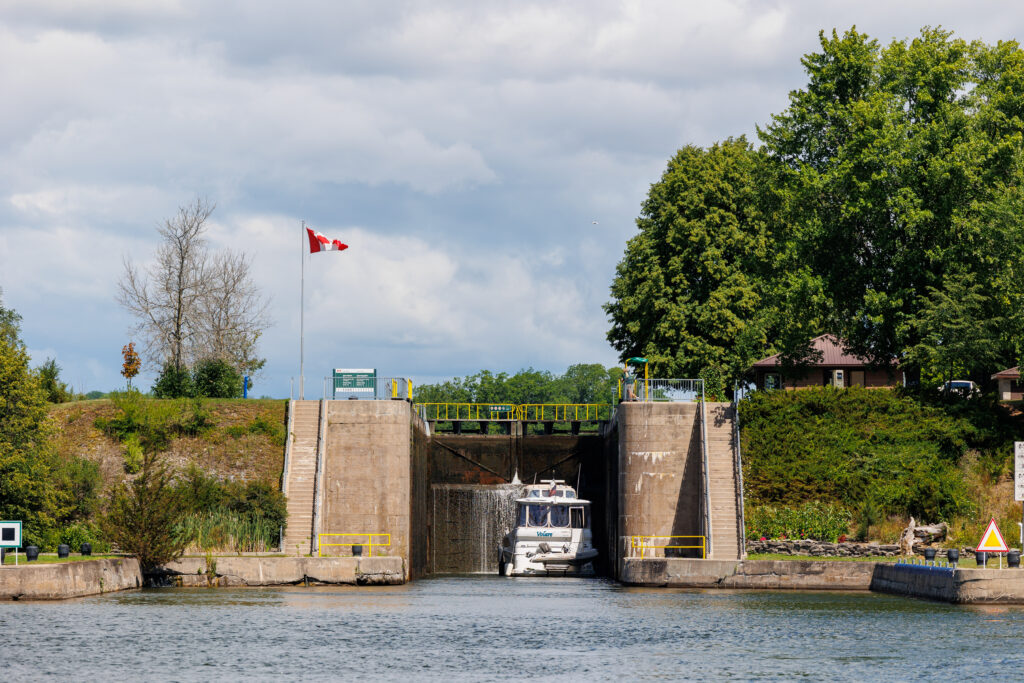 A flag blowing by a lock, its an important thing to look for when learning how to lock a boat.