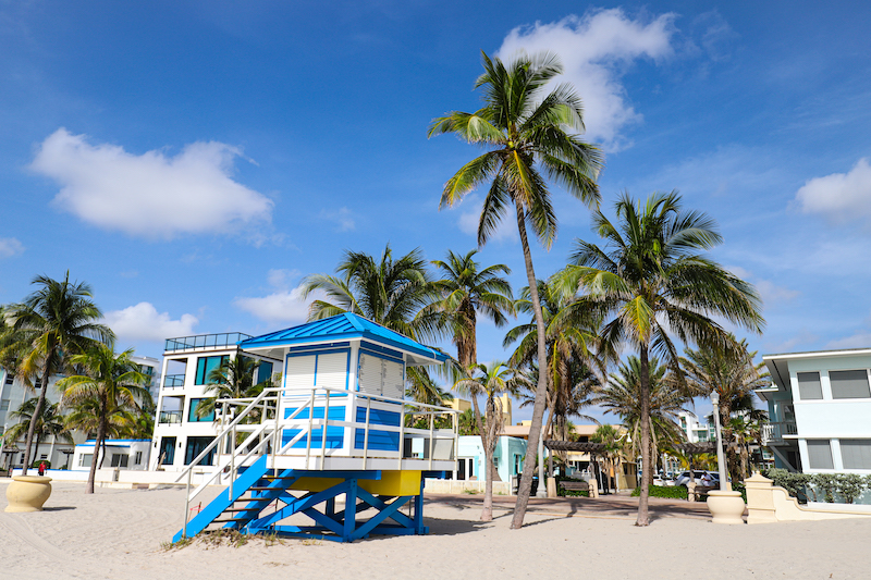 the lifeguard shack on Hollywood Beach, a great spot for snorkeling in Florida
