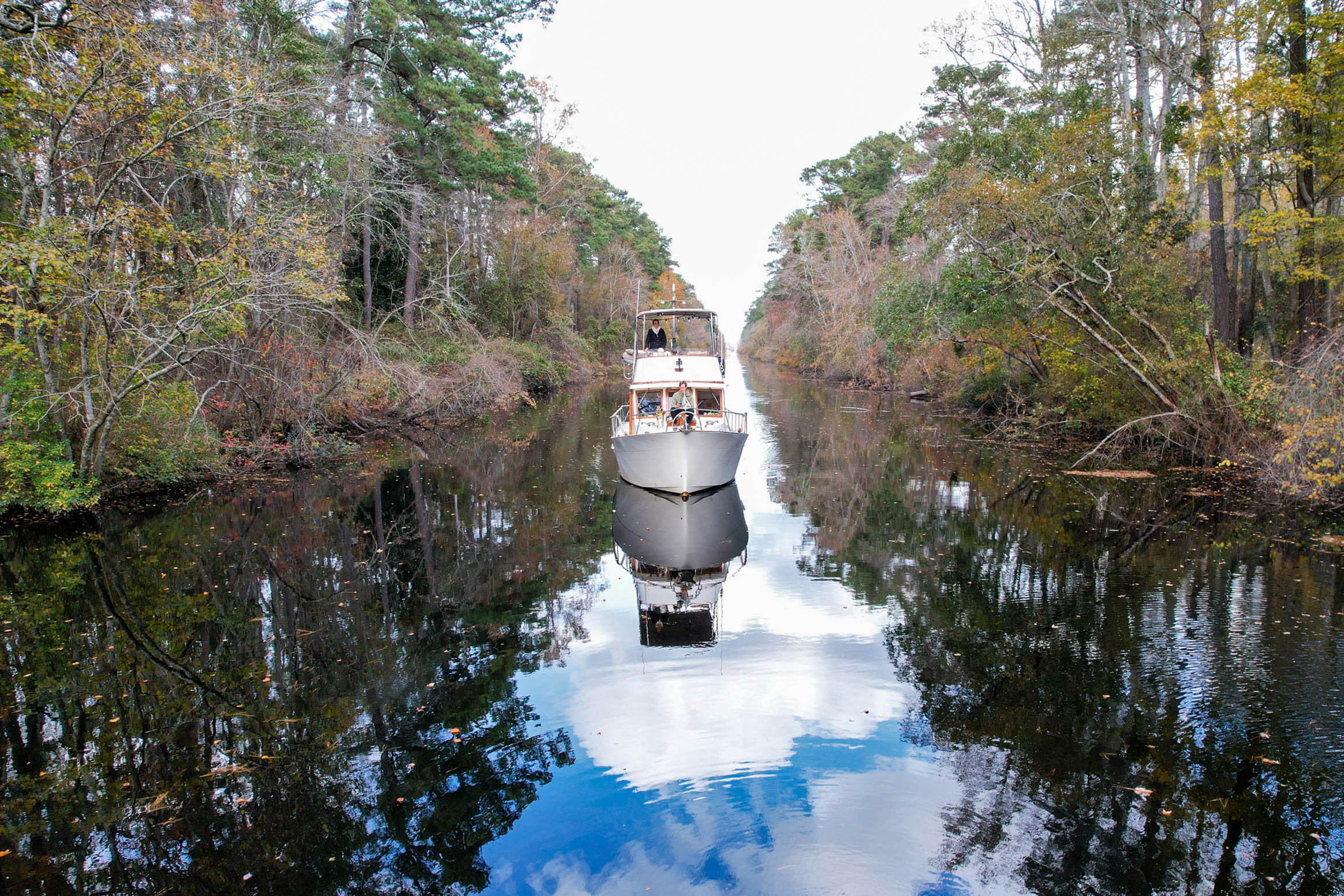A Detailed Guide to Boating the Dismal Swamp Canal