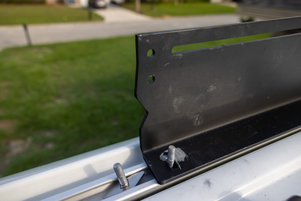 roof rack edge for installing along the seam